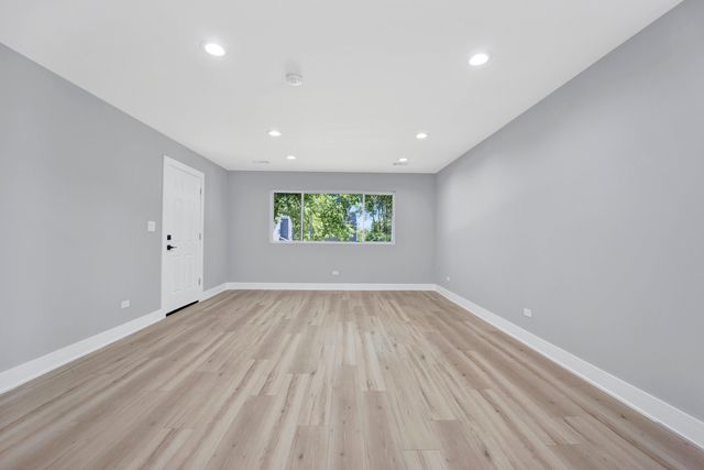 27W180 Cooley Avenue, Winfield, IL 60190