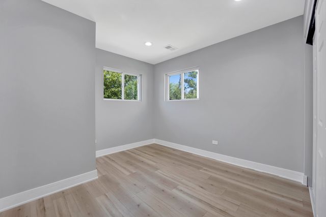 27W180 Cooley Avenue, Winfield, IL 60190