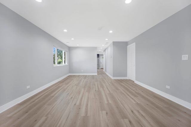 27W180 Cooley Avenue, Winfield, IL 60190