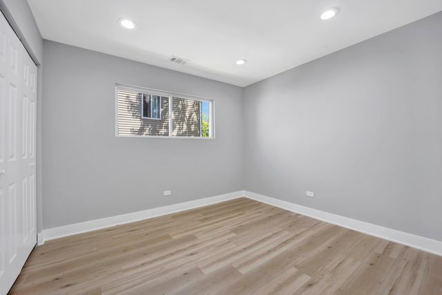 27W180 Cooley Avenue, Winfield, IL 60190