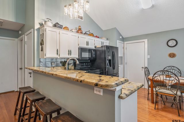 201 Elmwood Lane, Holly Lake Ranch, TX 75765