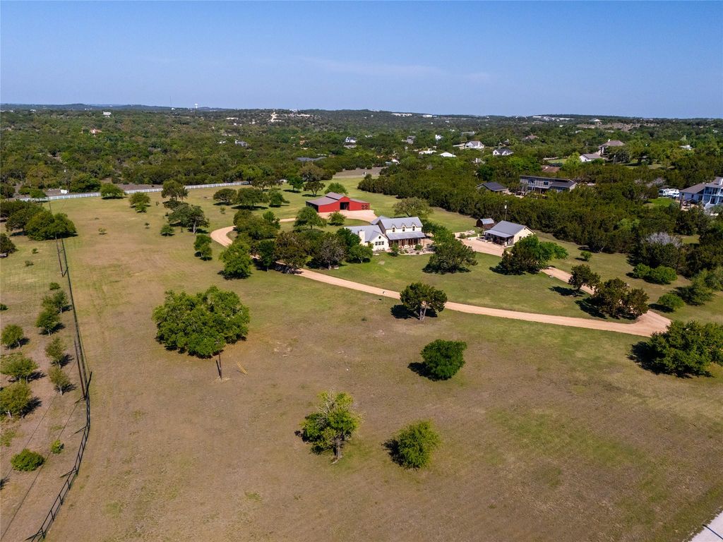 1120 Canyon View RD, Dripping Springs, TX 78620