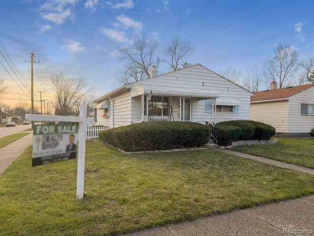 4710 Edgewood Street, Dearborn Heights, MI 48125