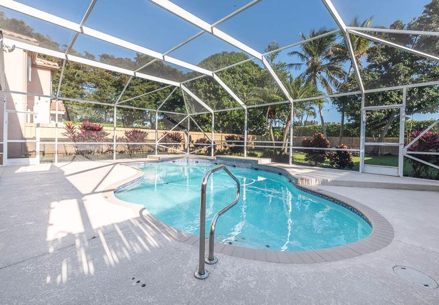 3614 Newport Avenue, Boynton Beach, FL 33436