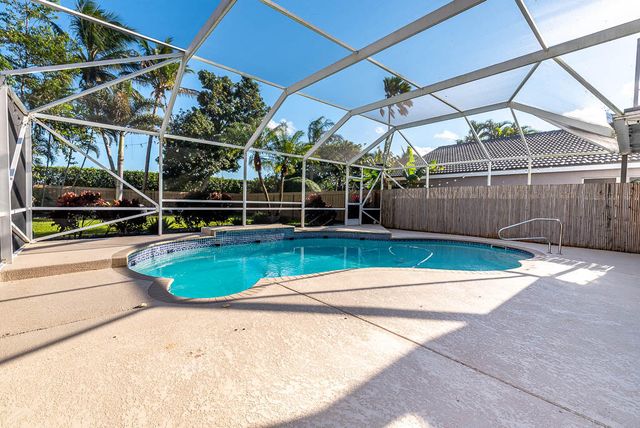 3614 Newport Avenue, Boynton Beach, FL 33436