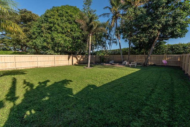 3614 Newport Avenue, Boynton Beach, FL 33436