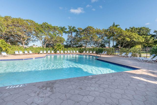 3614 Newport Avenue, Boynton Beach, FL 33436