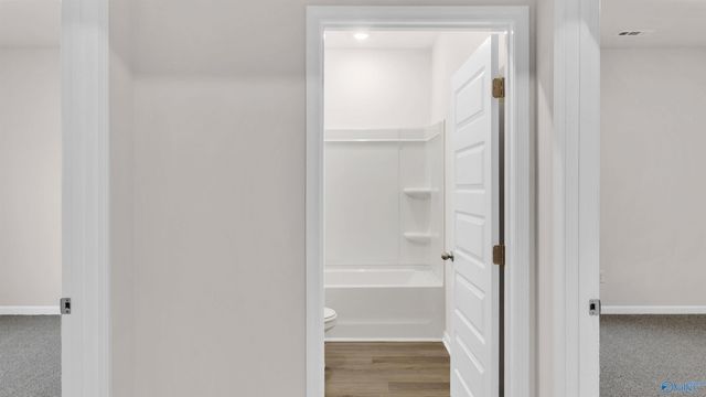 6147 Feather Way SE, Owens Cross Roads, AL 35763