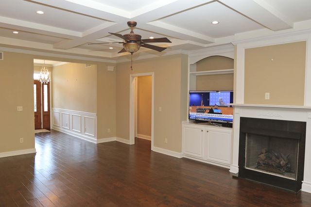 123 Kingston Drive, Georgetown, KY 40324