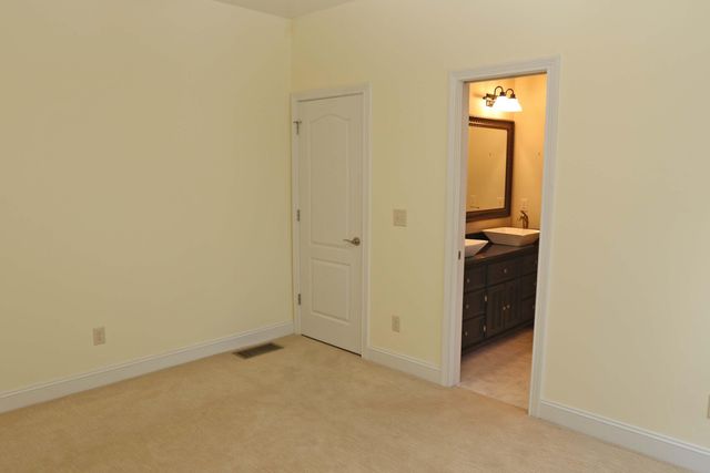 123 Kingston Drive, Georgetown, KY 40324