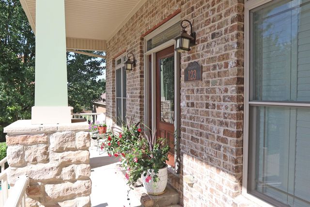 123 Kingston Drive, Georgetown, KY 40324