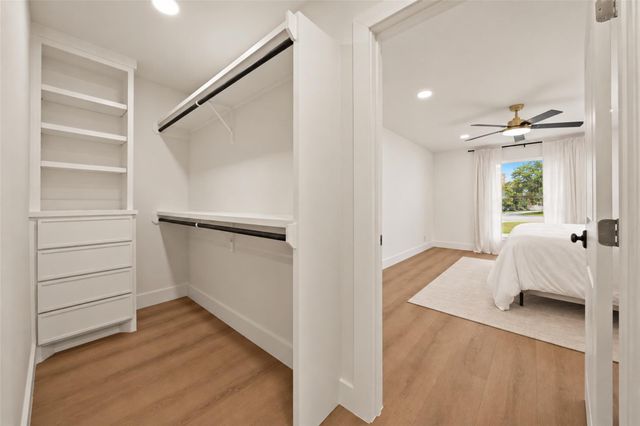 10111 Kerrwood Lane, Houston, TX 77080