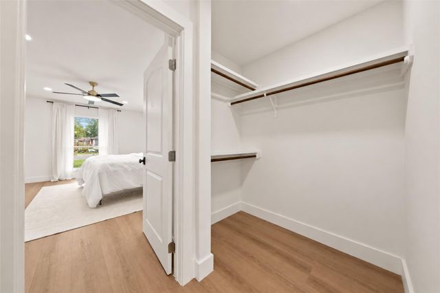 10111 Kerrwood Lane, Houston, TX 77080