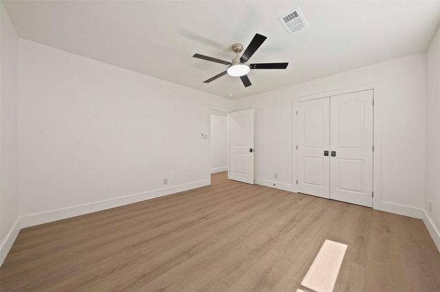 10111 Kerrwood Lane, Houston, TX 77080
