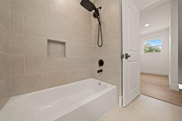 10111 Kerrwood Lane, Houston, TX 77080
