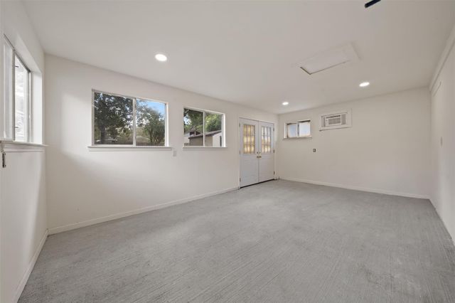 10111 Kerrwood Lane, Houston, TX 77080