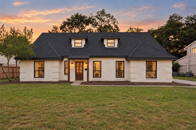 10111 Kerrwood Lane, Houston, TX 77080