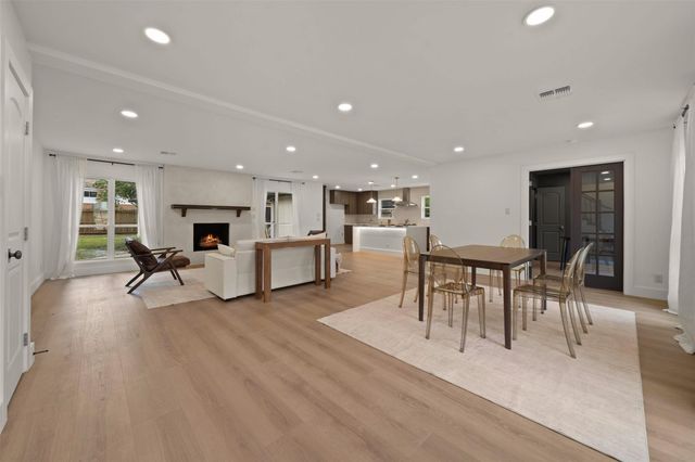 10111 Kerrwood Lane, Houston, TX 77080