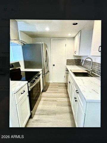 1227 E TOWNLEY Avenue, Phoenix, AZ 85020
