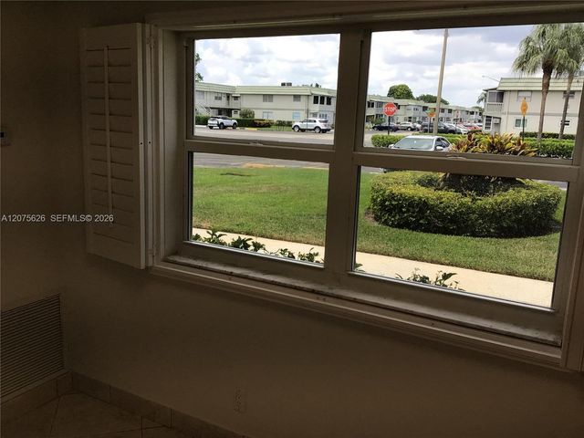 675 Monaco O 675, Delray Beach, FL 33446