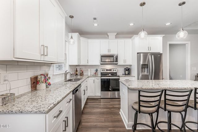 130 Pecan Valley Way, Four Oaks, NC 27524