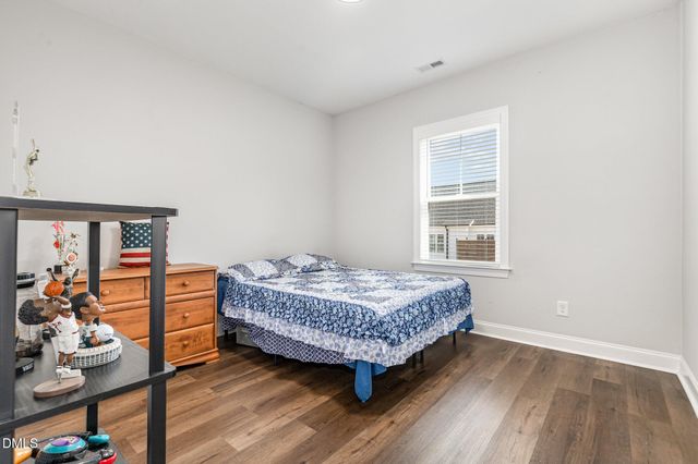 130 Pecan Valley Way, Four Oaks, NC 27524