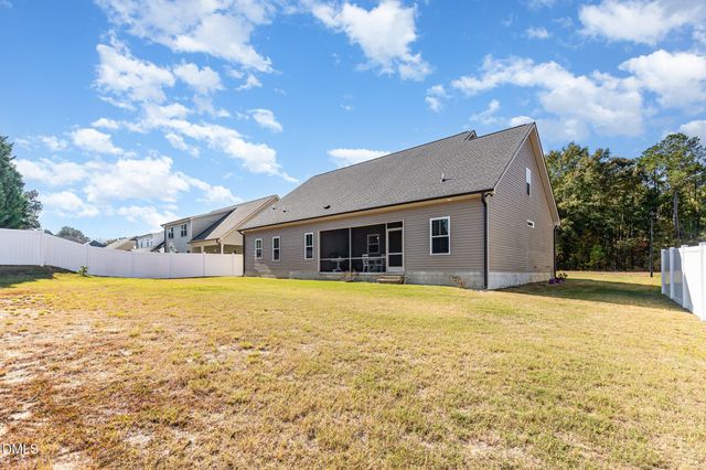 130 Pecan Valley Way, Four Oaks, NC 27524