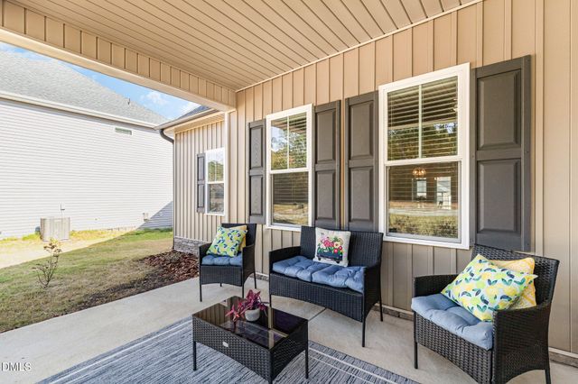 130 Pecan Valley Way, Four Oaks, NC 27524