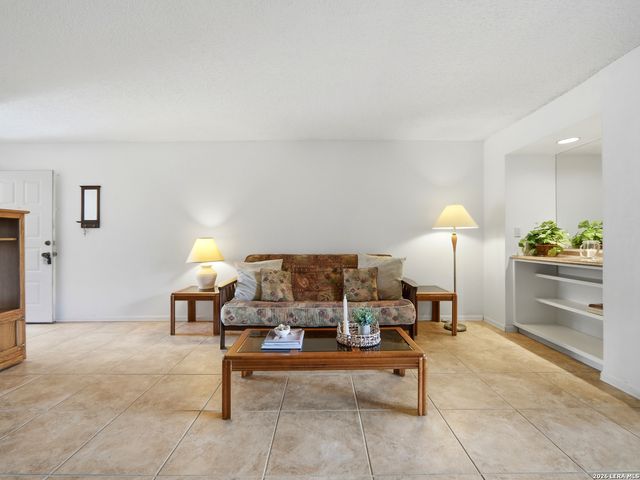 13018 Heimer Rd Apt 505, San Antonio, TX 78216