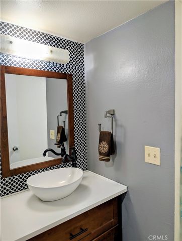 13080 Dronfield 49, Sylmar, CA 91342