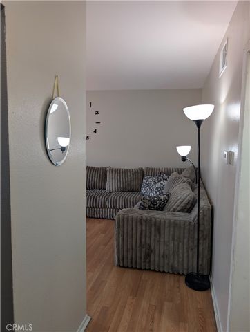 13080 Dronfield 49, Sylmar, CA 91342