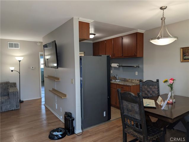 13080 Dronfield 49, Sylmar, CA 91342