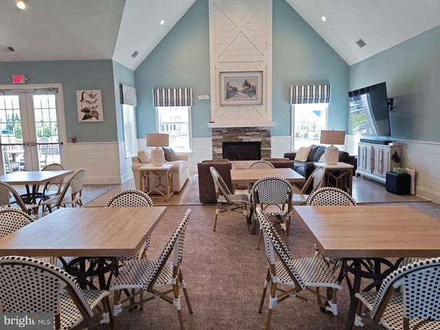 3478 CASTLETON DR, Williamstown, NJ 08094