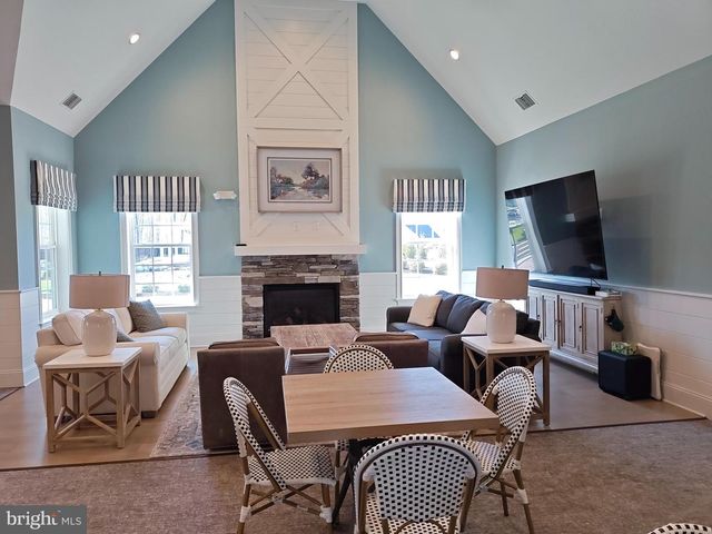 3478 CASTLETON DR, Williamstown, NJ 08094