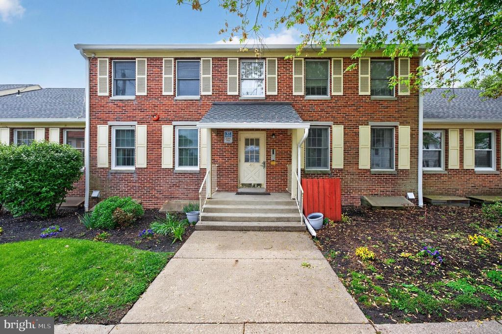 46-C BUTTONWOOD ST, Mount Holly, NJ 08060