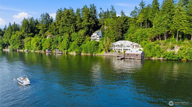 427 38th Avenue NE, Olympia, WA 98506