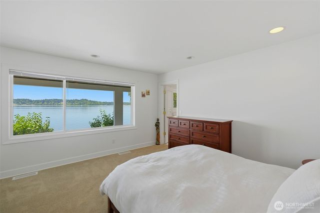 427 38th Avenue NE, Olympia, WA 98506