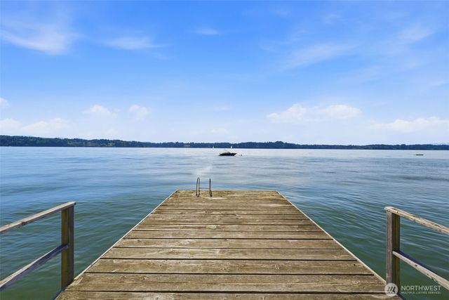 427 38th Avenue NE, Olympia, WA 98506
