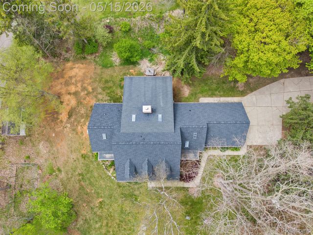 1101 Cripple Creek Lane, Rochester Hills, MI 48306