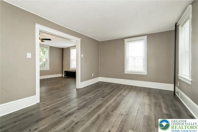 137 17th Street West, Northampton Boro, PA 18067