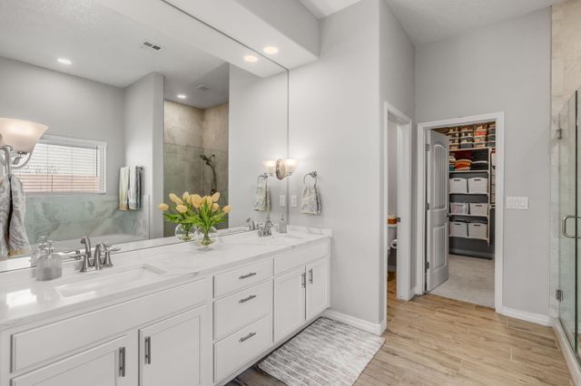 8848 Mancos Street NW, Albuquerque, NM 87114