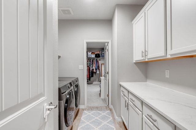 8848 Mancos Street NW, Albuquerque, NM 87114