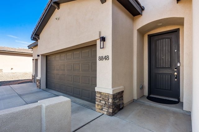 8848 Mancos Street NW, Albuquerque, NM 87114