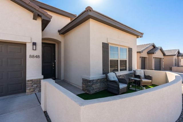 8848 Mancos Street NW, Albuquerque, NM 87114