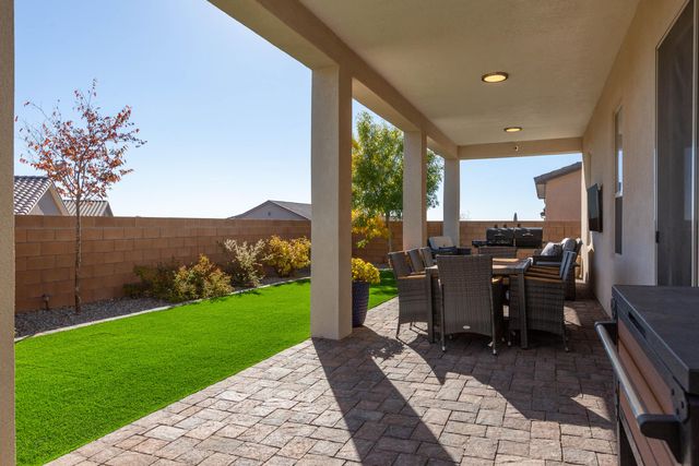 8848 Mancos Street NW, Albuquerque, NM 87114