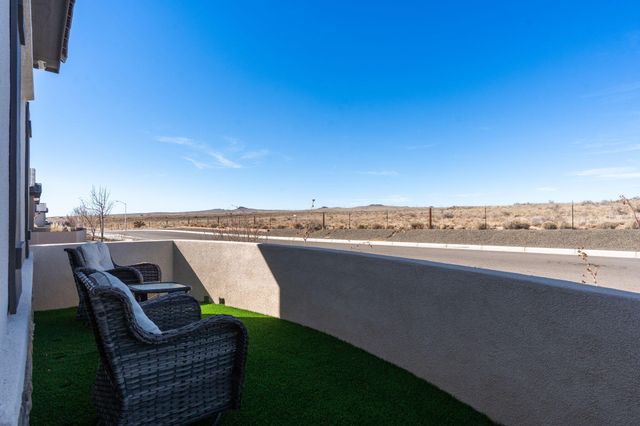 8848 Mancos Street NW, Albuquerque, NM 87114