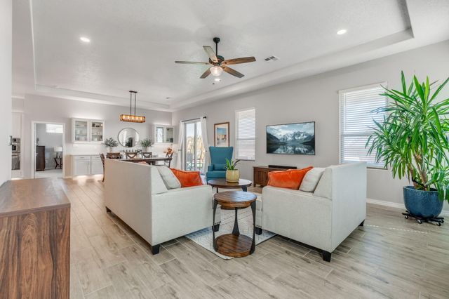 8848 Mancos Street NW, Albuquerque, NM 87114