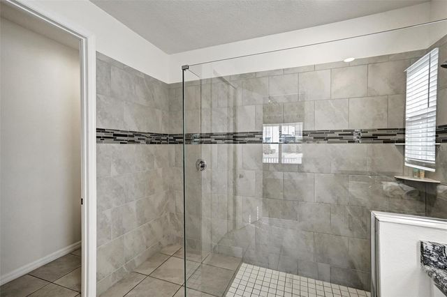 8918 TROPICAL HAVEN COURT, Kissimmee, FL 34747