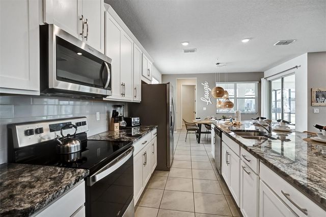 8918 TROPICAL HAVEN COURT, Kissimmee, FL 34747