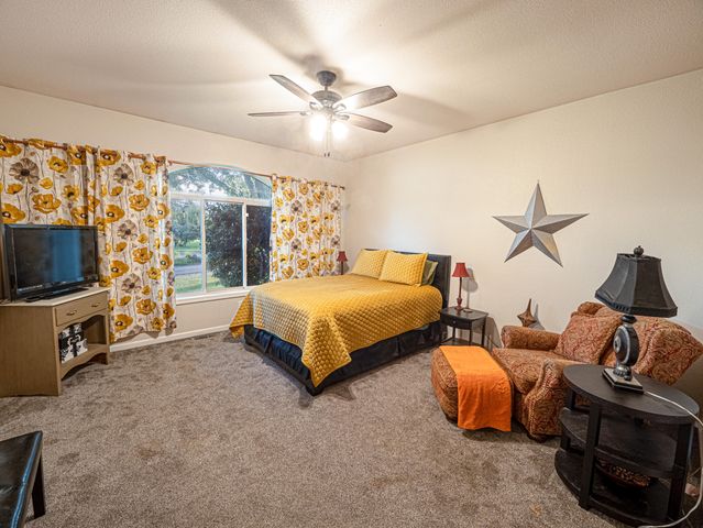 7517 Villa Court, Redding, CA 96002